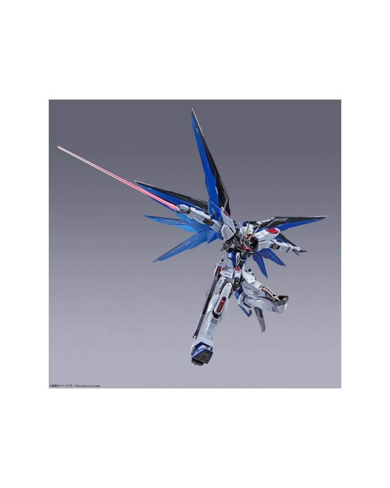 Gundam Metal Build Freedom Gundam (concept 2)