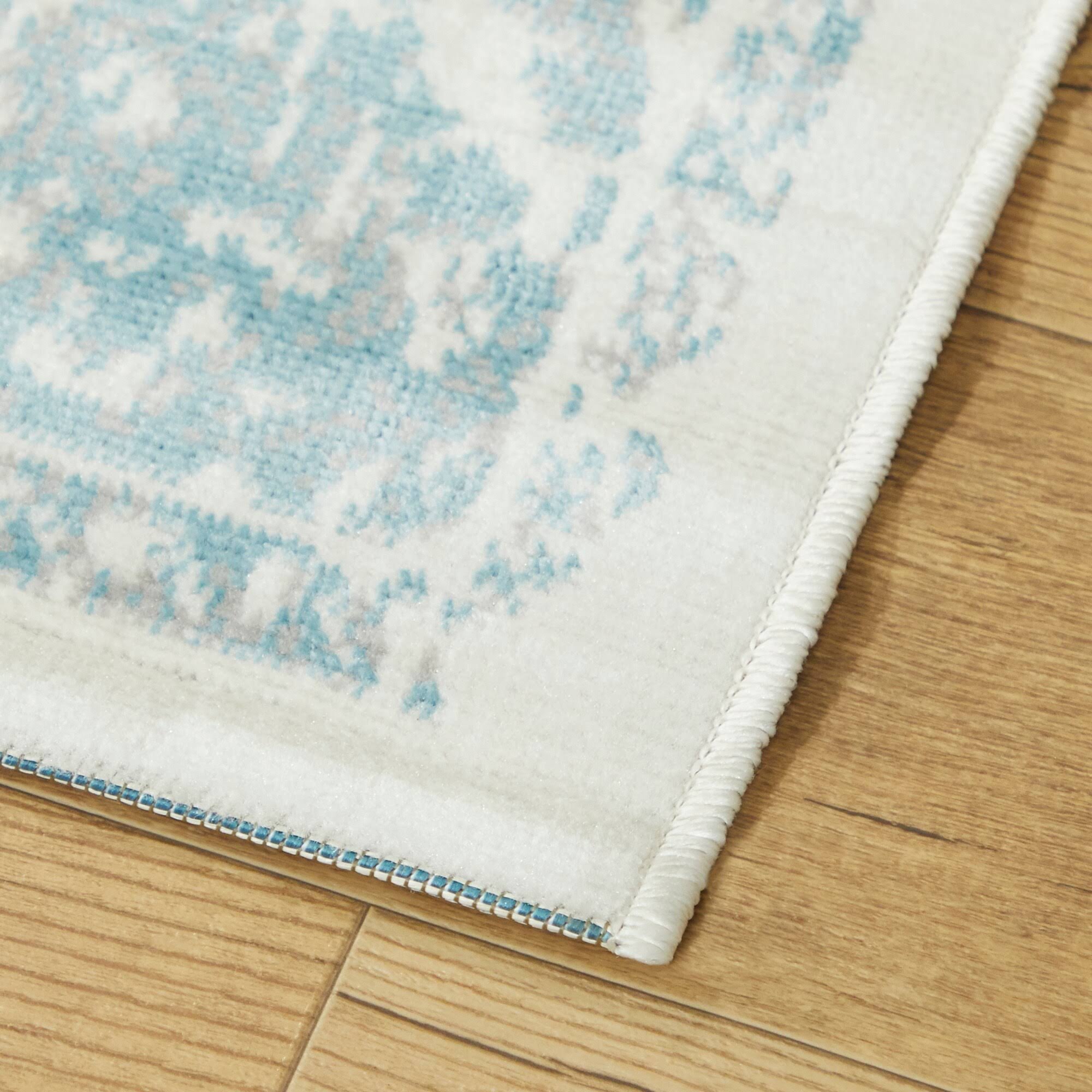 Inaya Oriental Indoor/Outdoor Area Rug - 7&10x22 x 10& - Black