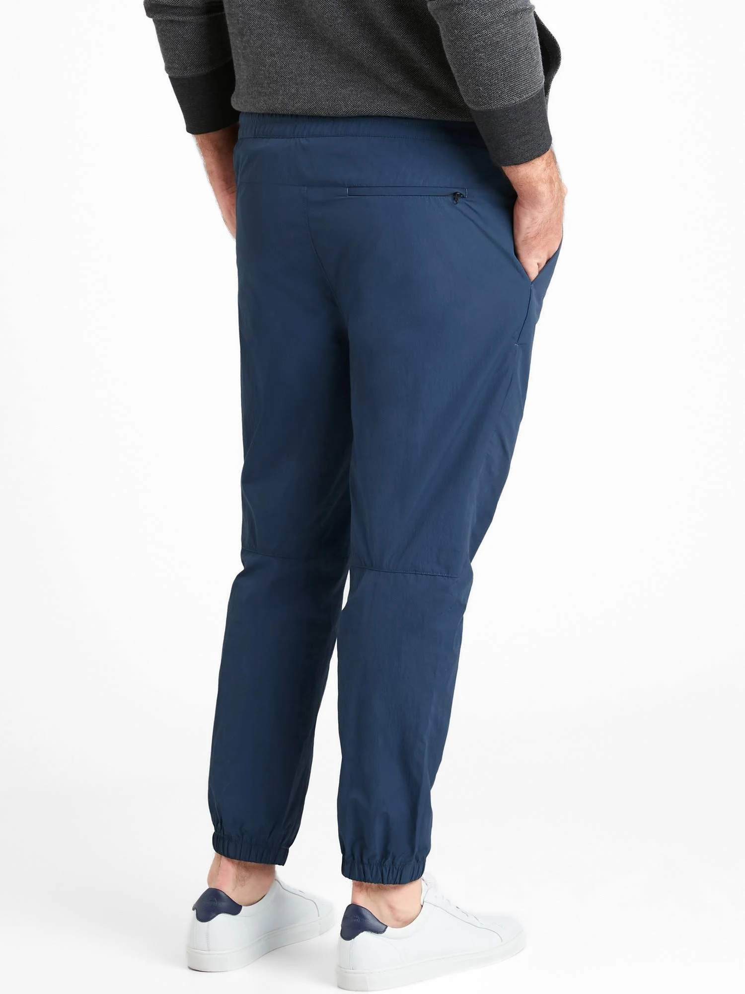 Banana Republic Men's Slim Water-Repellent Jogger Niagara Navy Size XXL