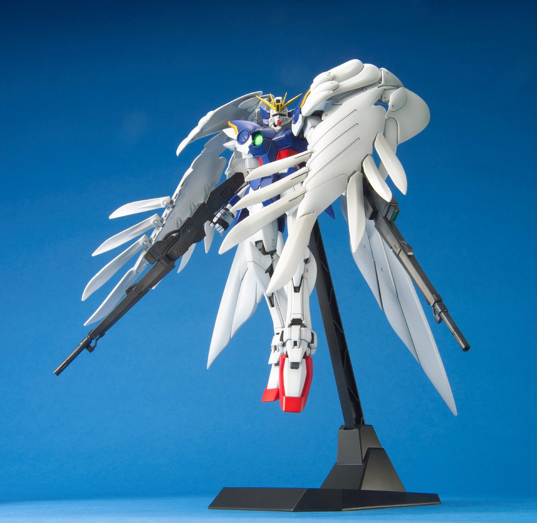 Gundam XXXG-00W0 Wing Gundam Zero mg 1/100 Scale