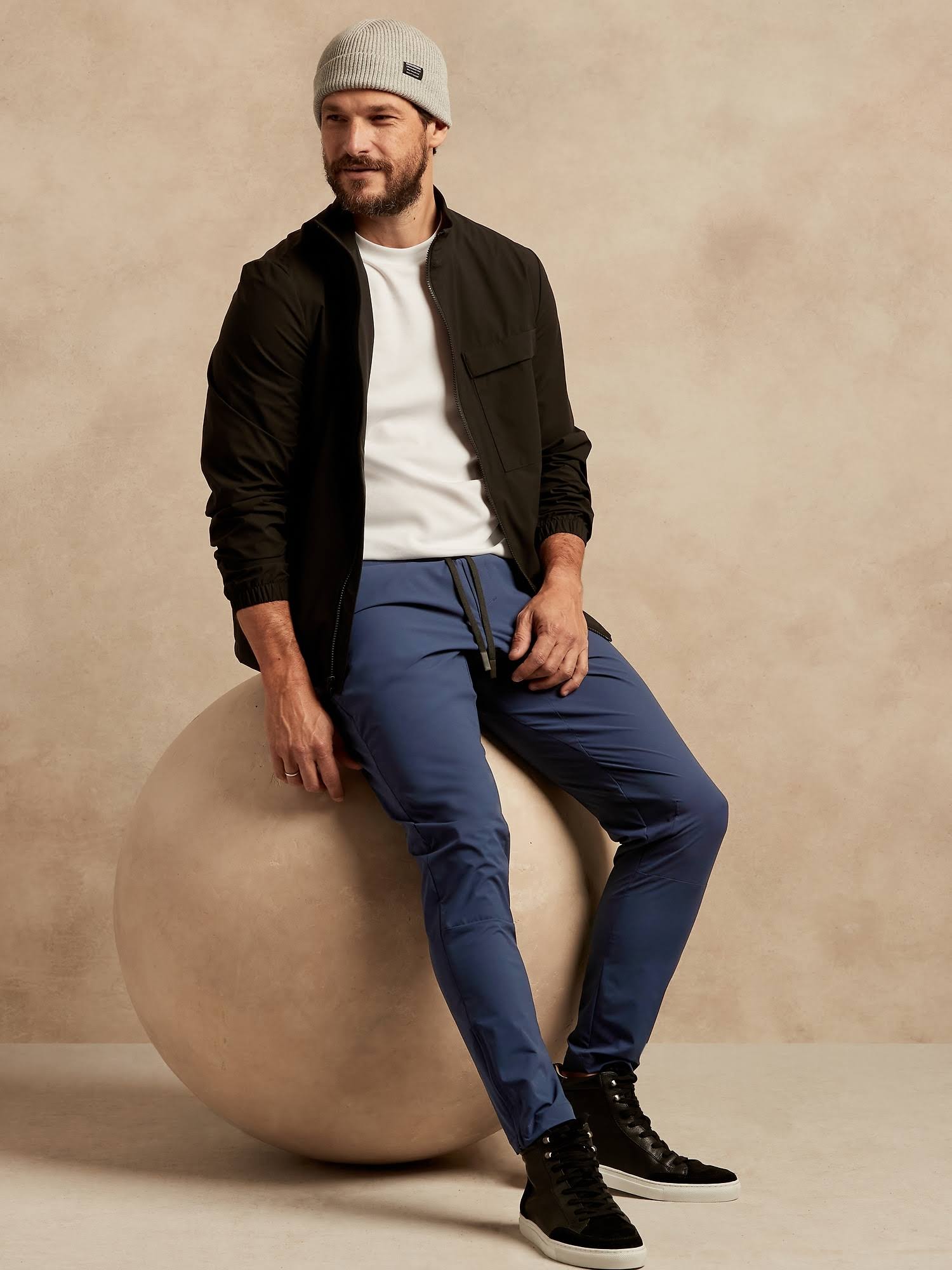 Banana Republic Men's BR Sport Motion Tech Jogger Ocean Blue Tall Size L