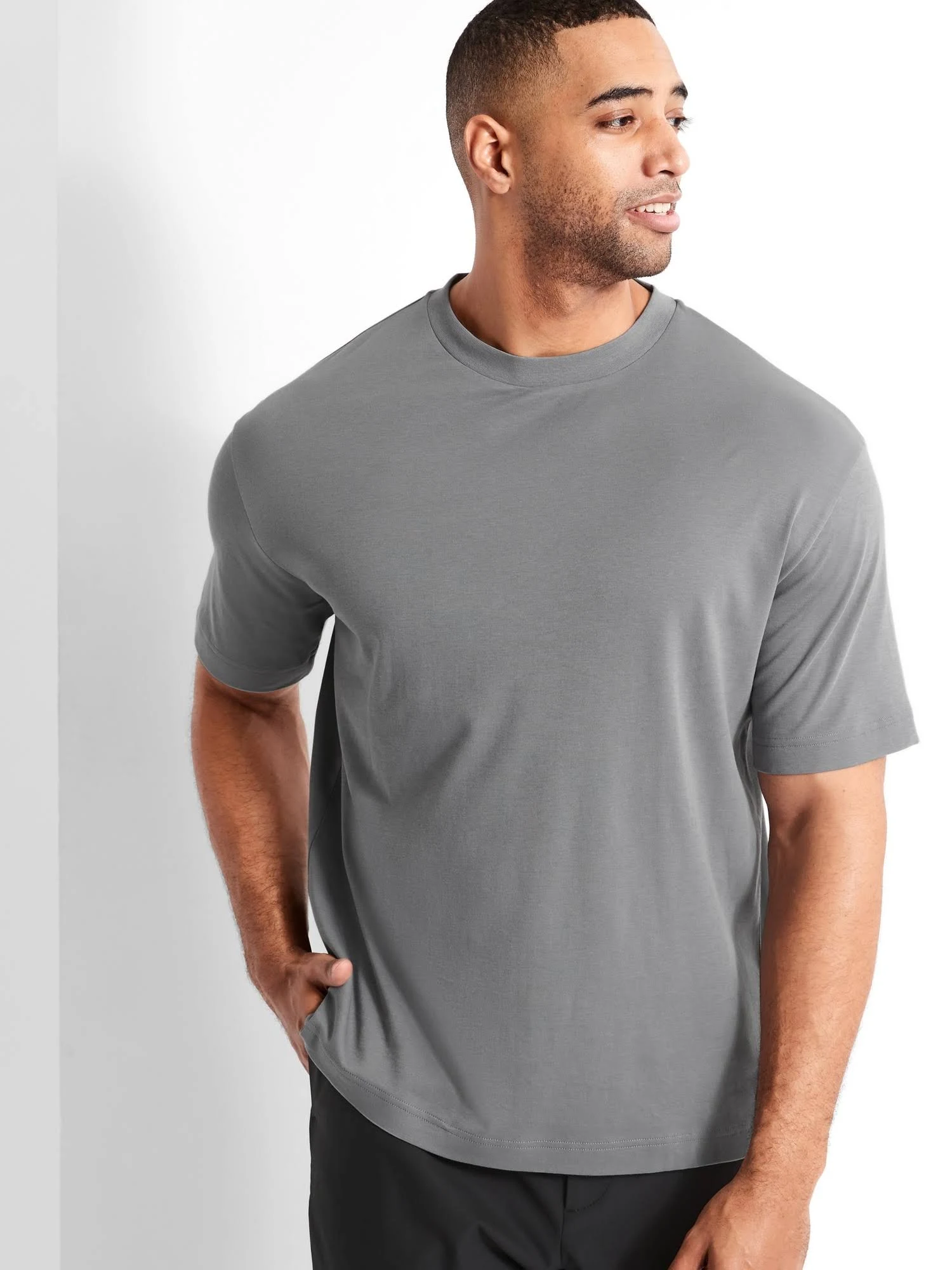 Banana Republic Men's Organic High Crew-Neck T-Shirt Gray Sky Size S