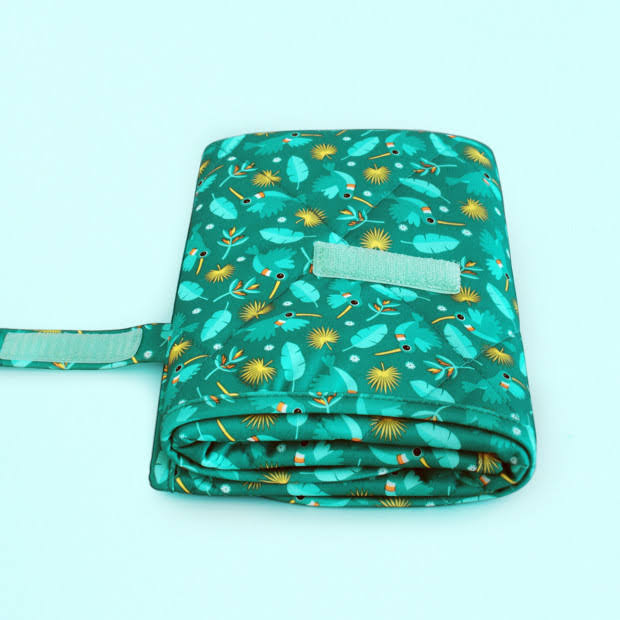 Bambino Mio Baby Changing Mat, Snail Surprise