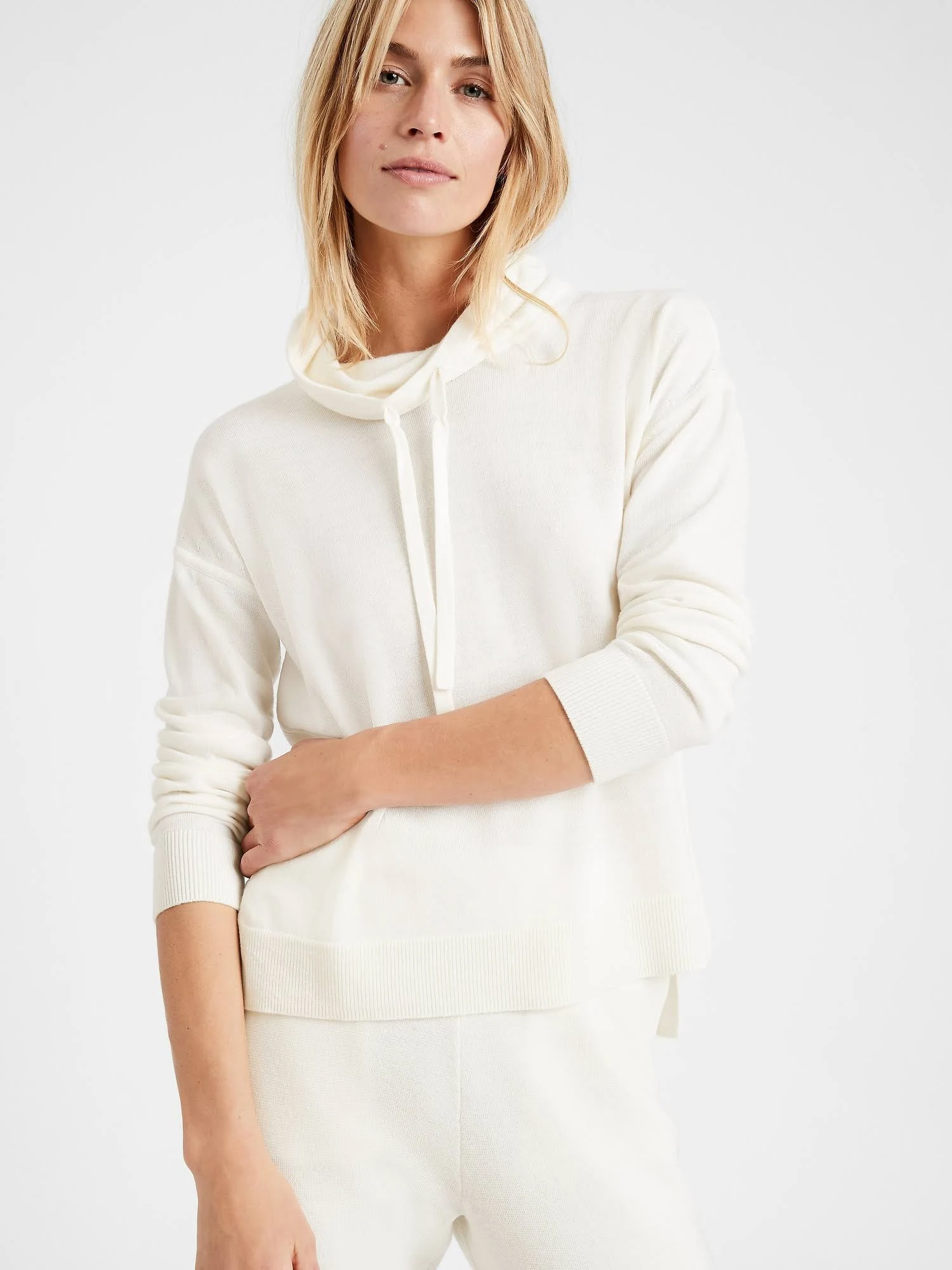 Banana Republic Women's Washable Merino Funnel-Neck Sweater Ivory White Size XXL