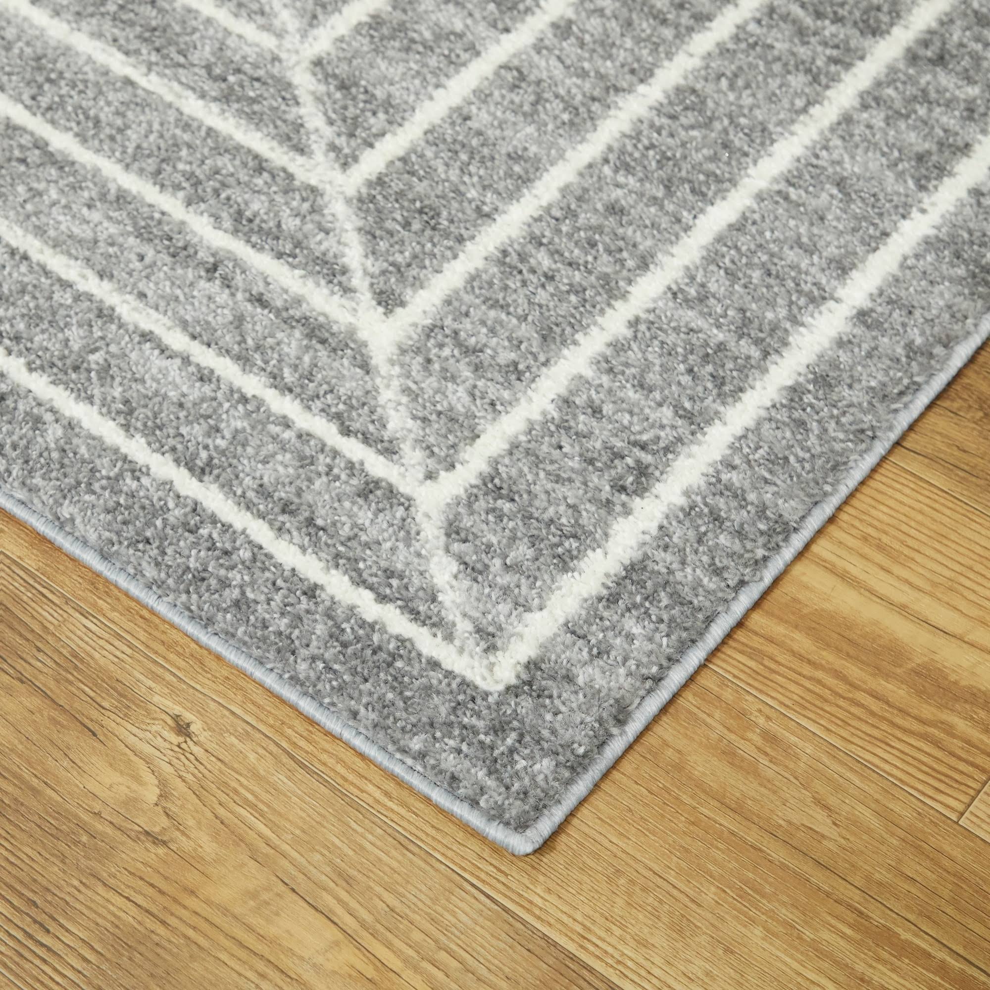 BALTA Elias Grey 5 ft. x 7 ft. Geometric Area Rug