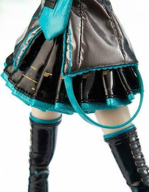 Vocaloid Hatsune Miku 12 Inches Fashion Doll P-034