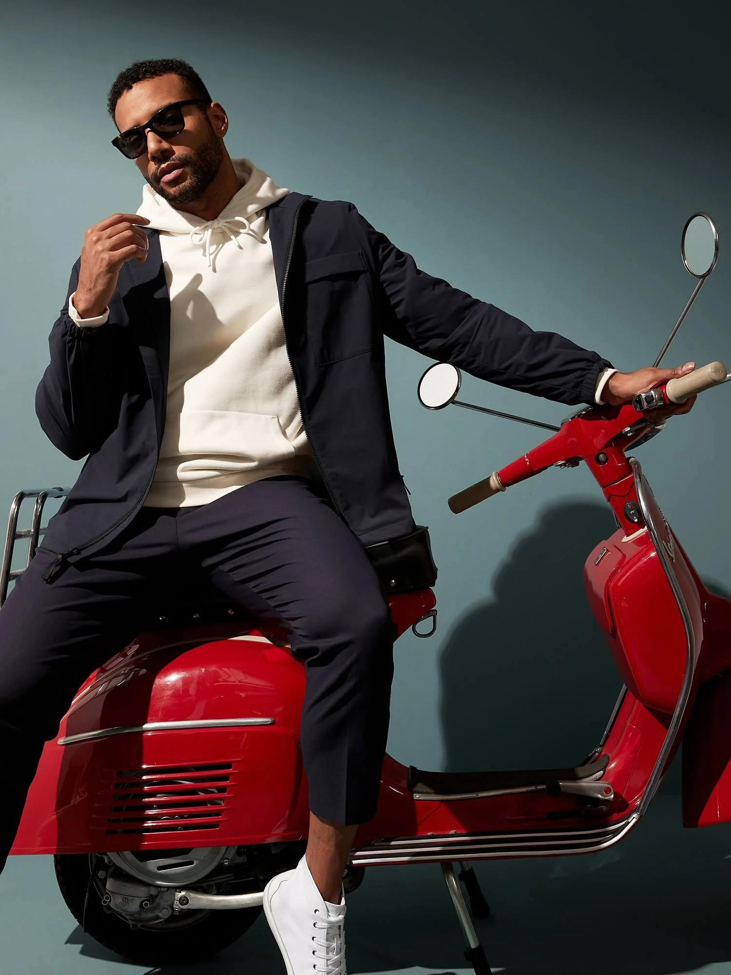 Banana Republic Men's Motion Tech Jacket Navy Size Xs