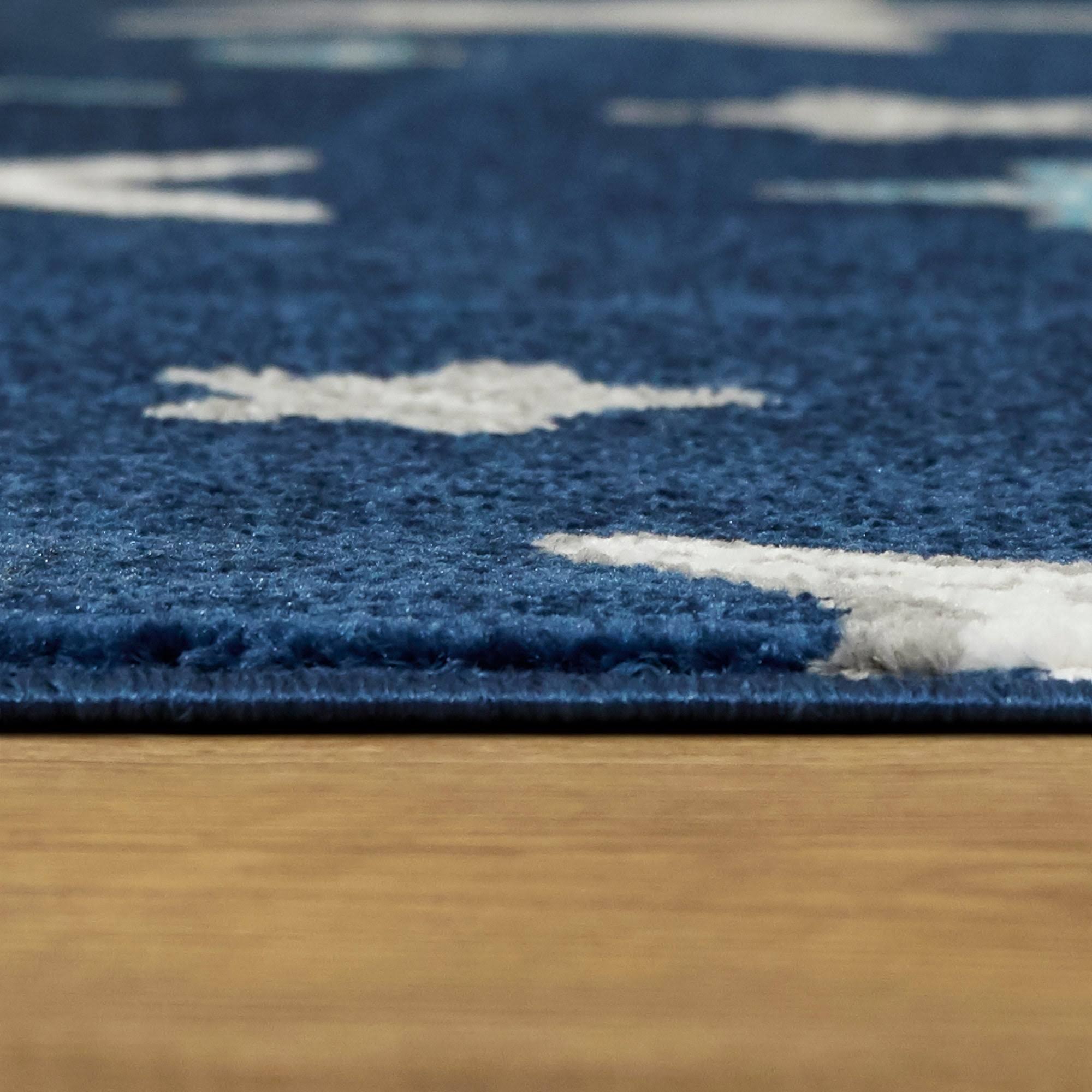 Morgana 5'3 x 7' Woven Area Rug in Blue Navy