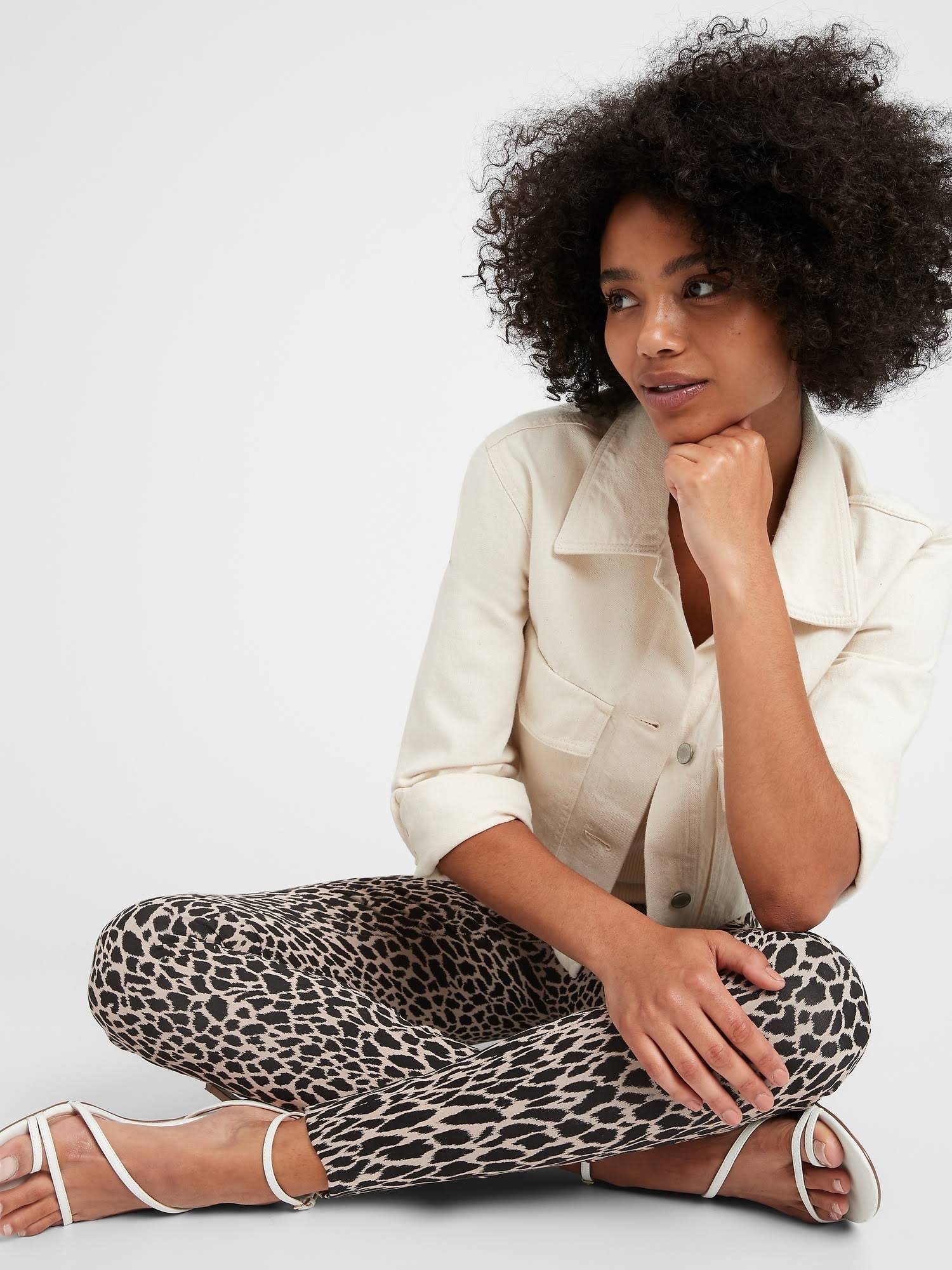 Banana Republic Women's Classic-Skinny Sloan Pant Giraffe Print Size 6 Long
