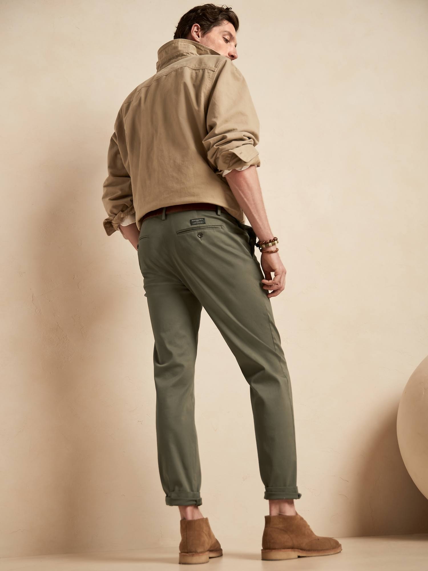 Banana Republic Men's Tapered Rapid Movement Chino Pant Surplus Green Size 35W 32L