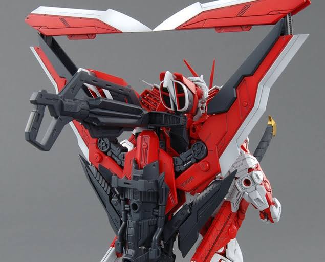 Bandai mg Gundam Astray Red Frame 1/100