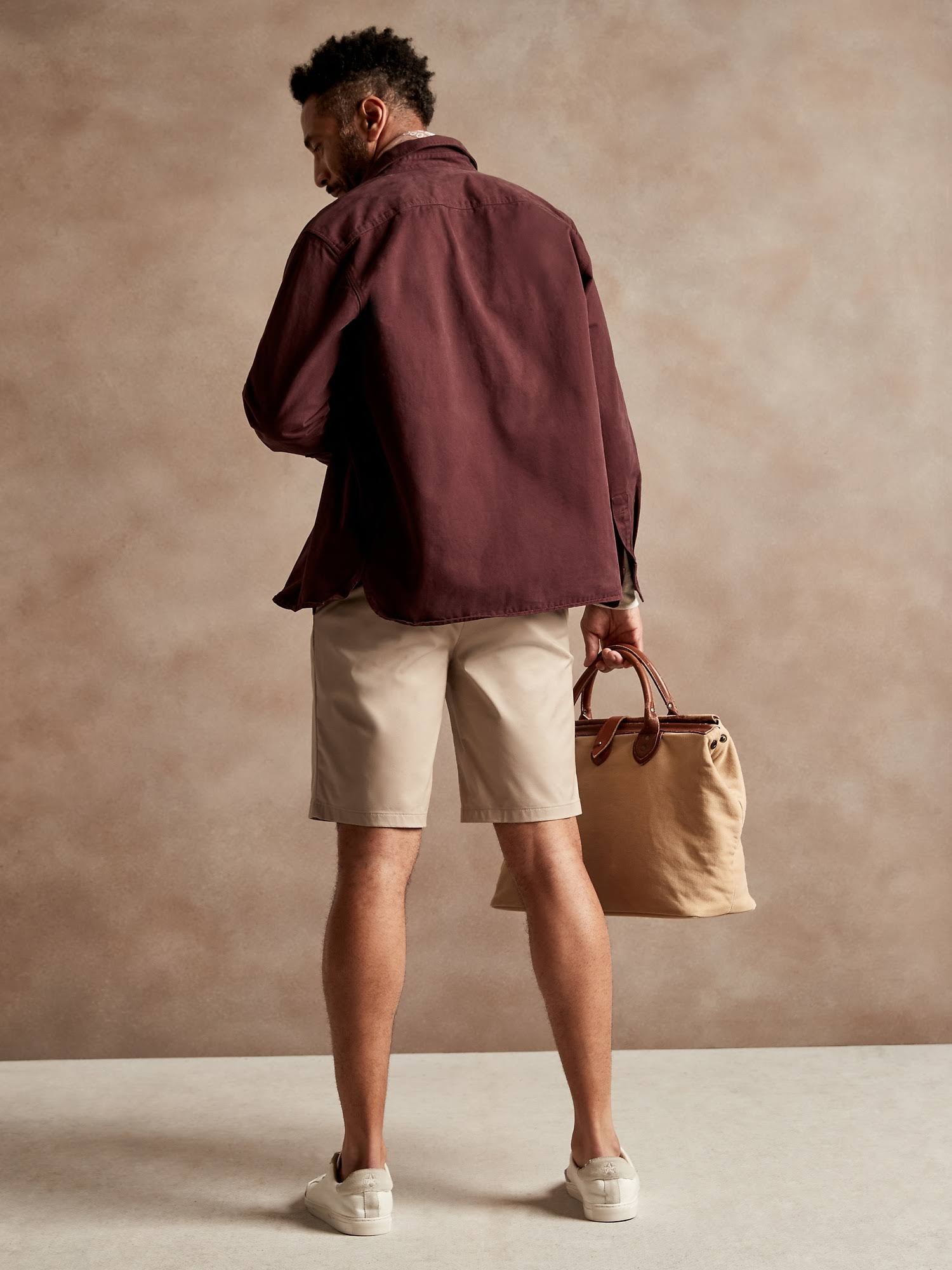 Banana Republic Men's 11x22 Core Temp Short Camp Khaki Size 28W