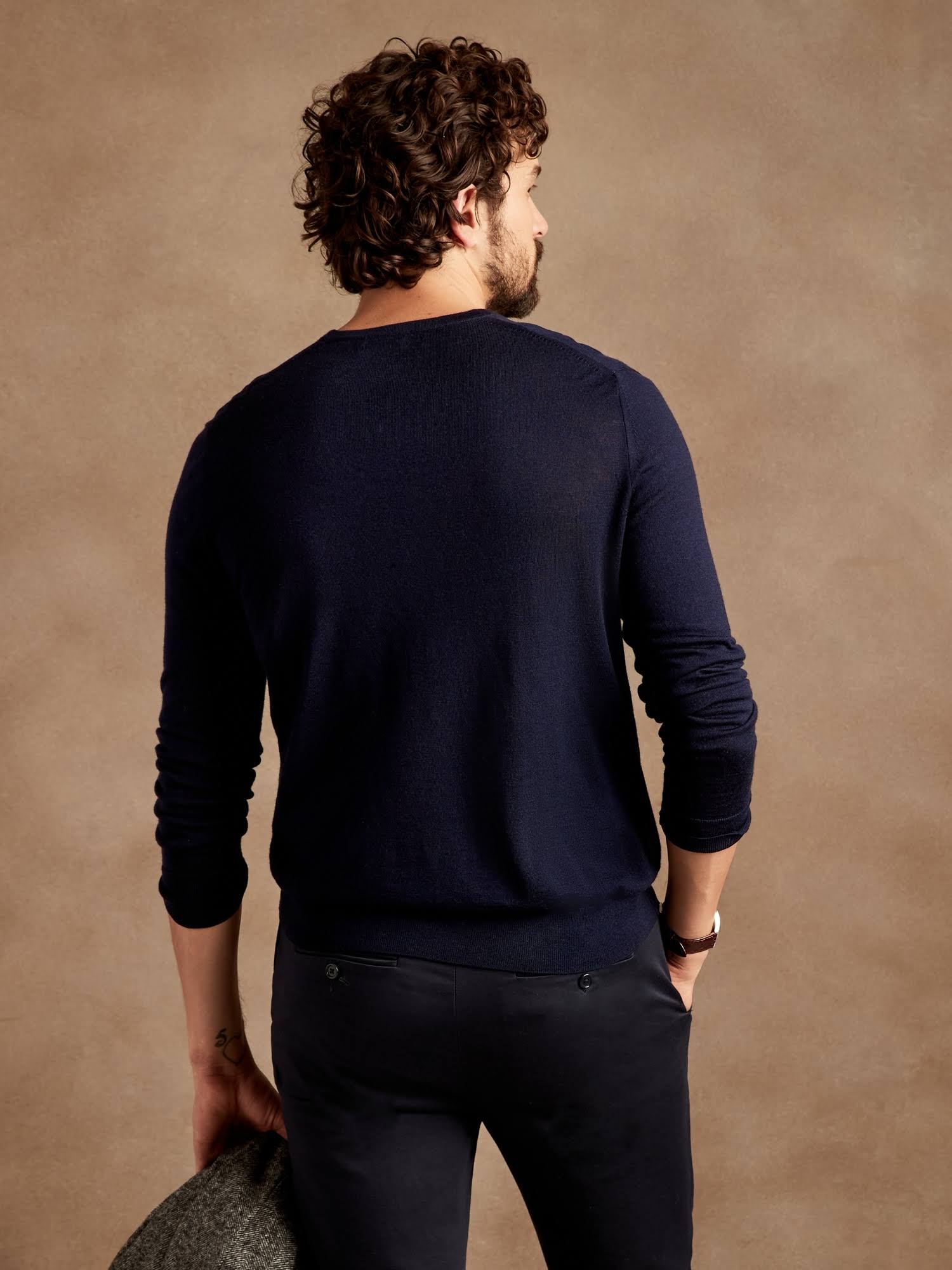 Banana Republic Men's Merino V-Neck Sweater in Responsible Wool Navy Tall Size XXL