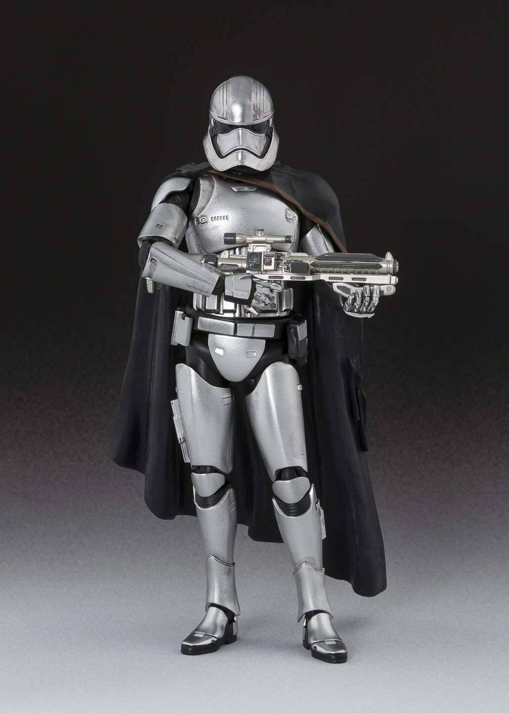 S.H.Figuarts Star Wars Captain Phasma 155mm PVC Figure