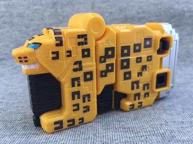 Bandai Zyuoh Cube Weapon DX Cube Leopard & Cube Owl Set Doubutsu Sentai Zyuohger