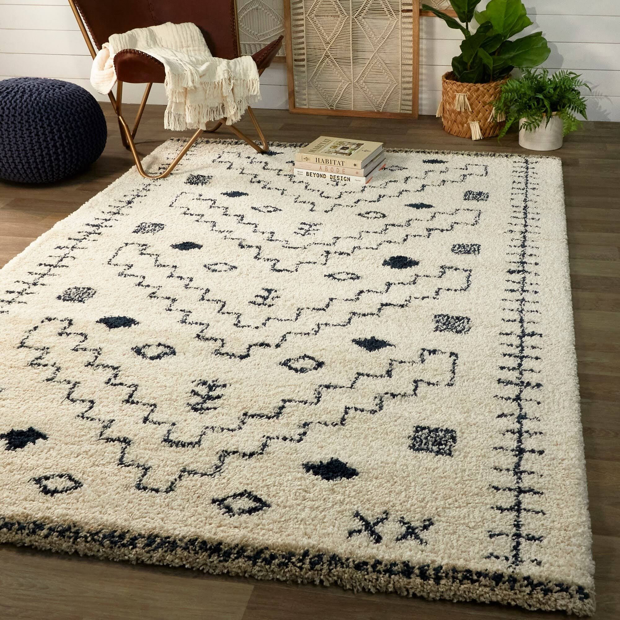 Hearthstone Dawa 7&10 x 10& Area Rug in White