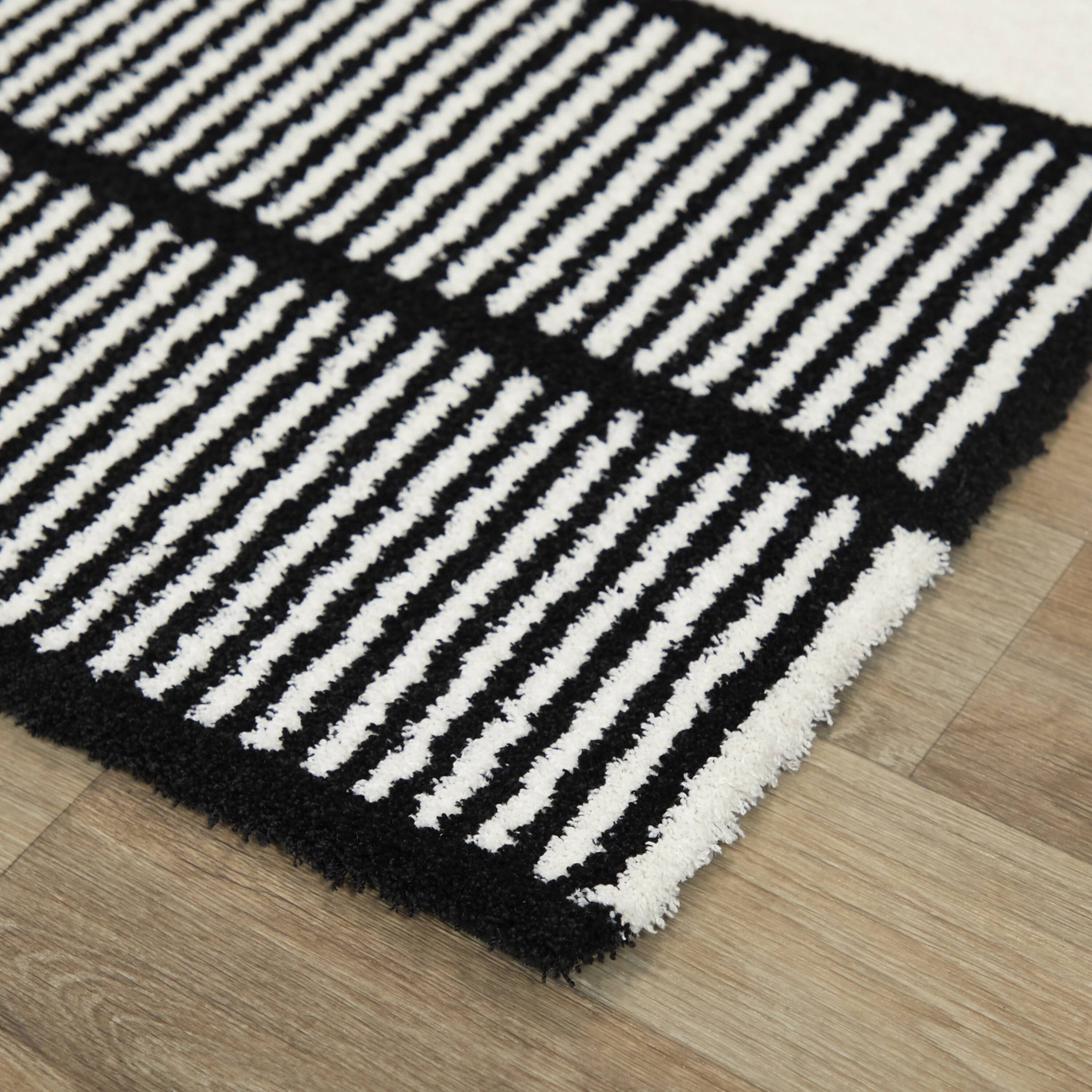 Claudel Modern Striped Area Rug - 5&3x22 x 7& - White