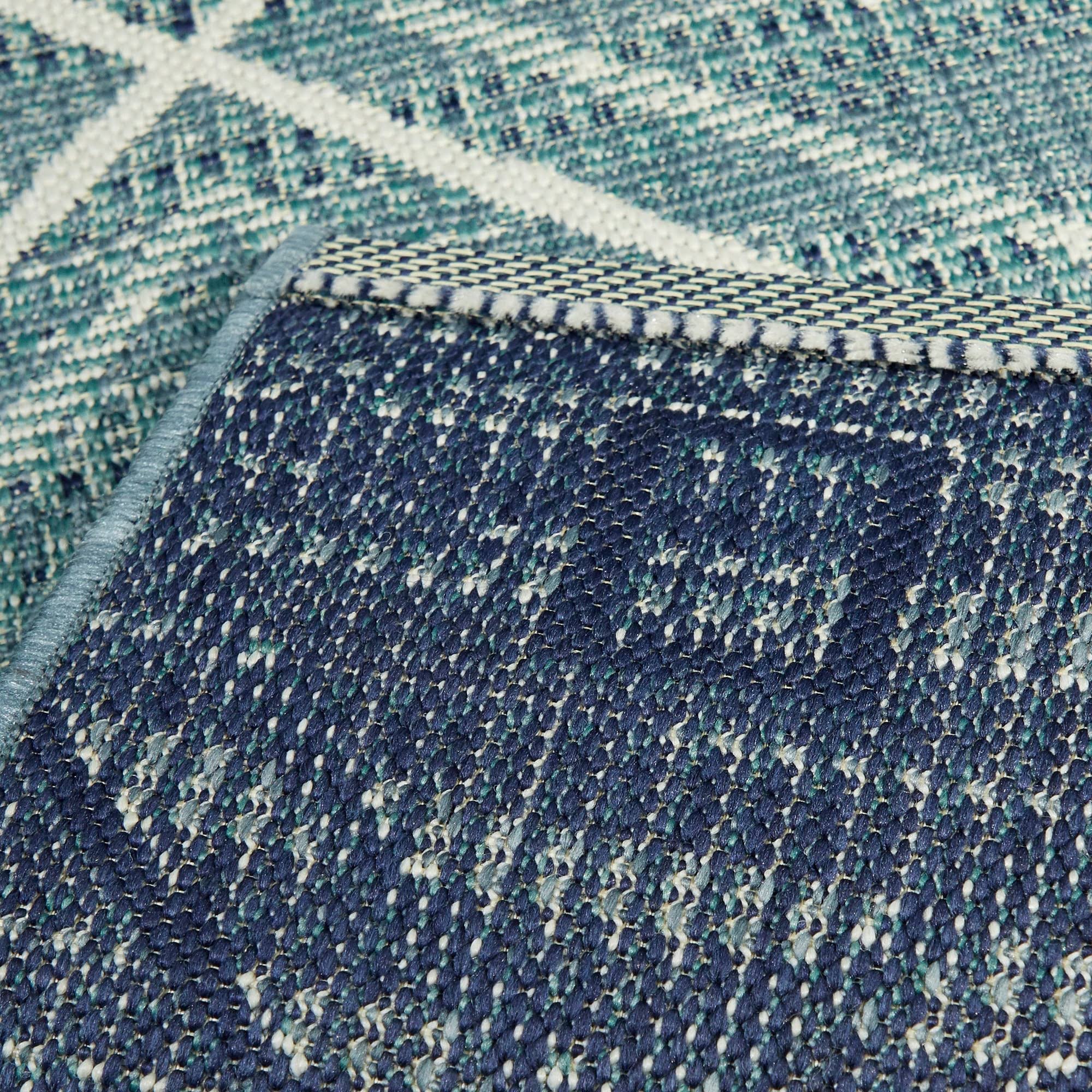 Annika Trellis Indoor/Outdoor Area Rug - 7&10x22 x 10& - Sage