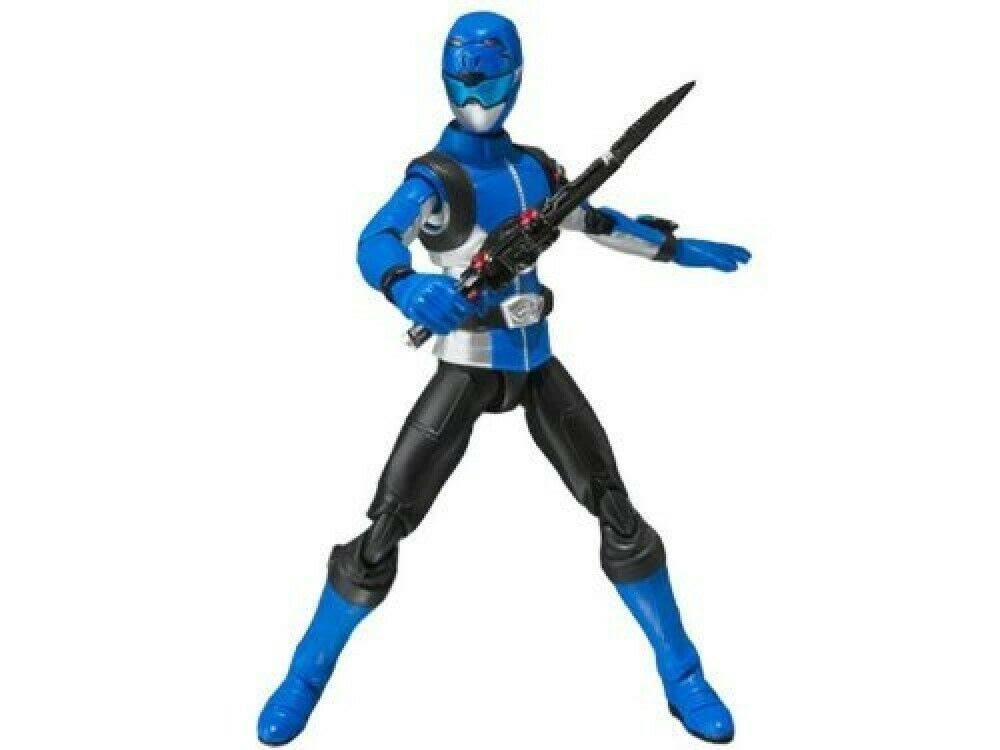 S.H.Figuarts Tokumei Sentai Go Busters Blue Buster Action Figure Bandai Japan
