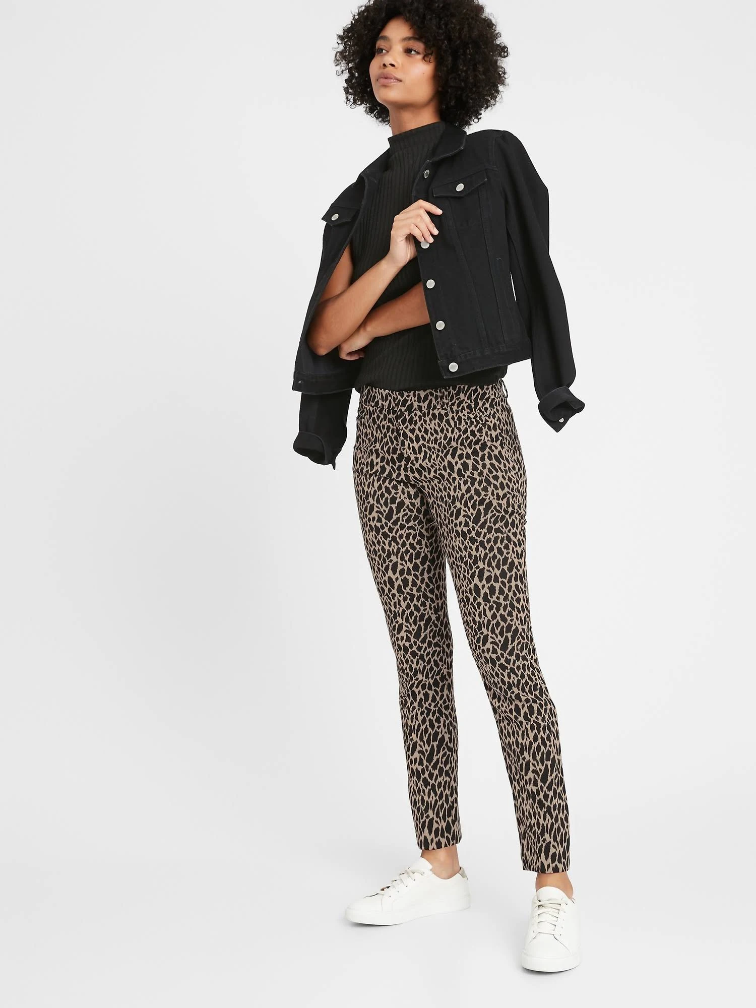 Banana Republic Women's Mid-Rise Skinny Sloan Pant Giraffe Print Size 2 Long