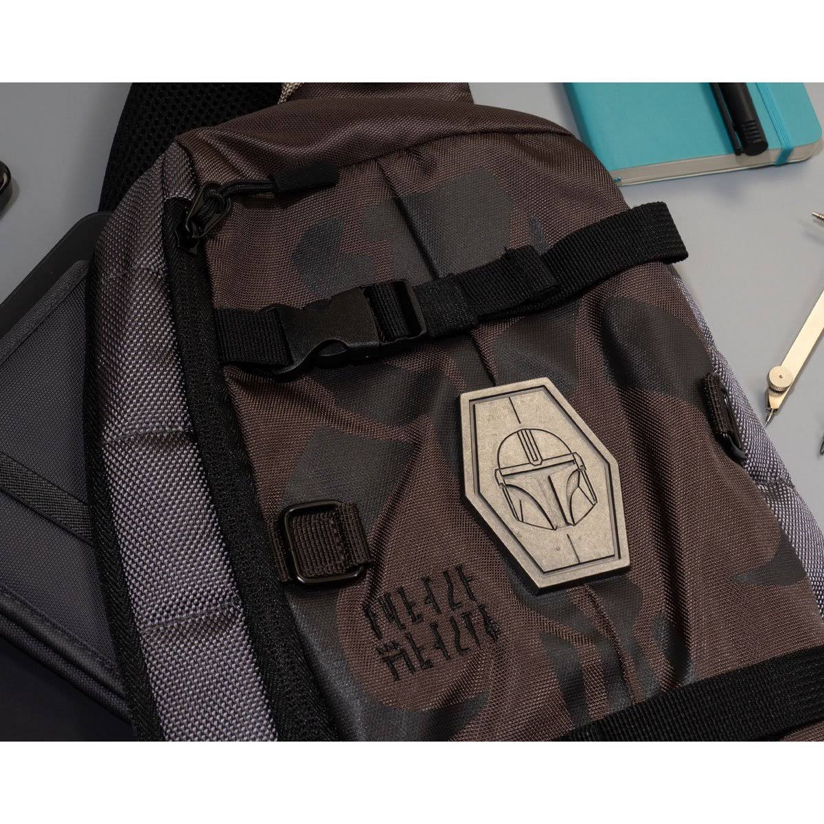 Bioworld Star Wars: The Mandalorian Sling Bag - EE Exclusive