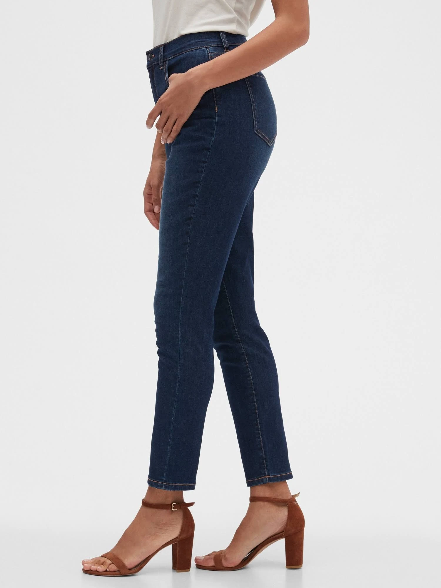 Wo's Curvy High-Rise Soft Touch Dark Wash Skinny Jean Dark Wash