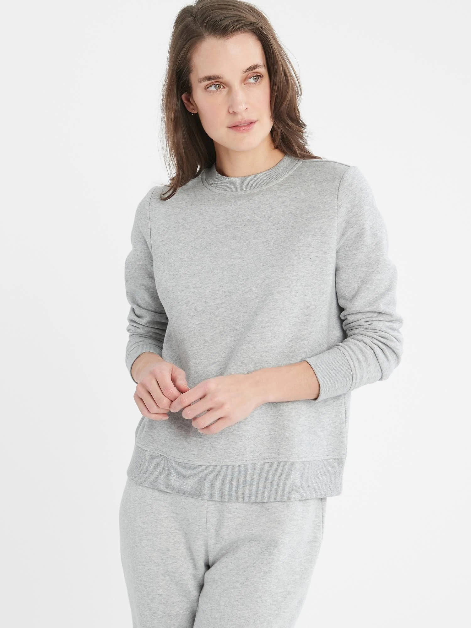 Women's Fleece Crew-Neck Sweatshirt Heather Grey