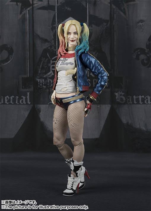 S.H. Figuarts Harley Quinn Suicide Squad Action Figure