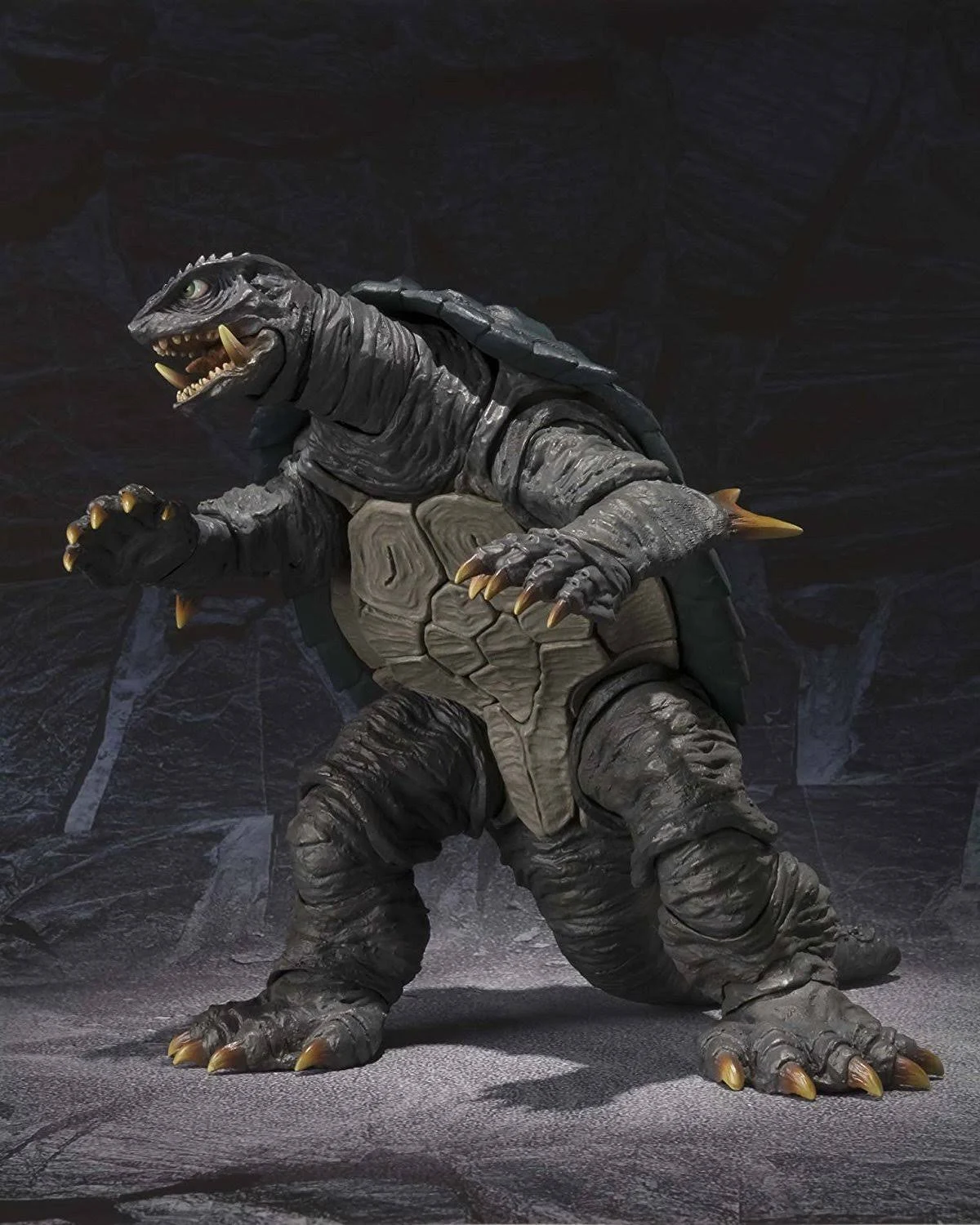Bandai Tamashii Nations S.H.MonsterArts Gamera Gamera 2x22 Figure
