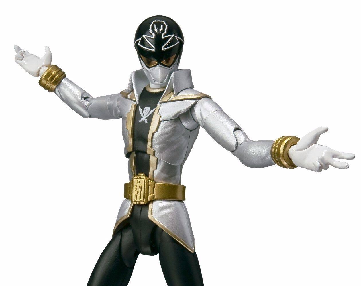 S. H. Figuarts Gokai Silver ? Kaizoku Sentai Gokaiger ?