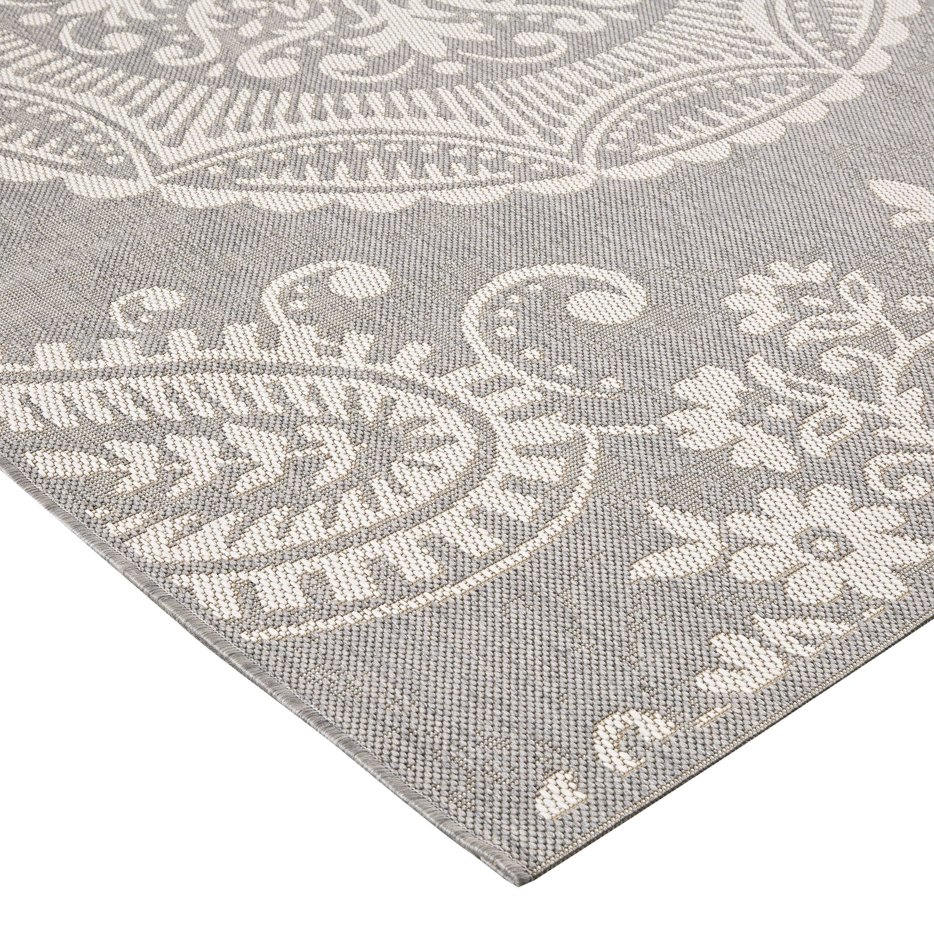 Balta Benson Light Gray Indoor/Outdoor Area Rug; 7&10&& x 10&