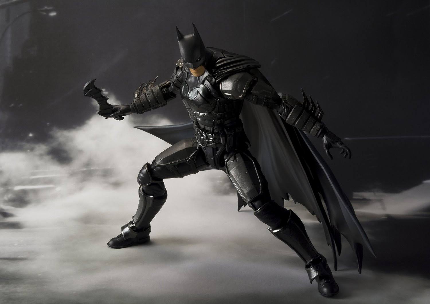 Injustice: Gods Among US - Batman S.H. Figuarts Action Figure
