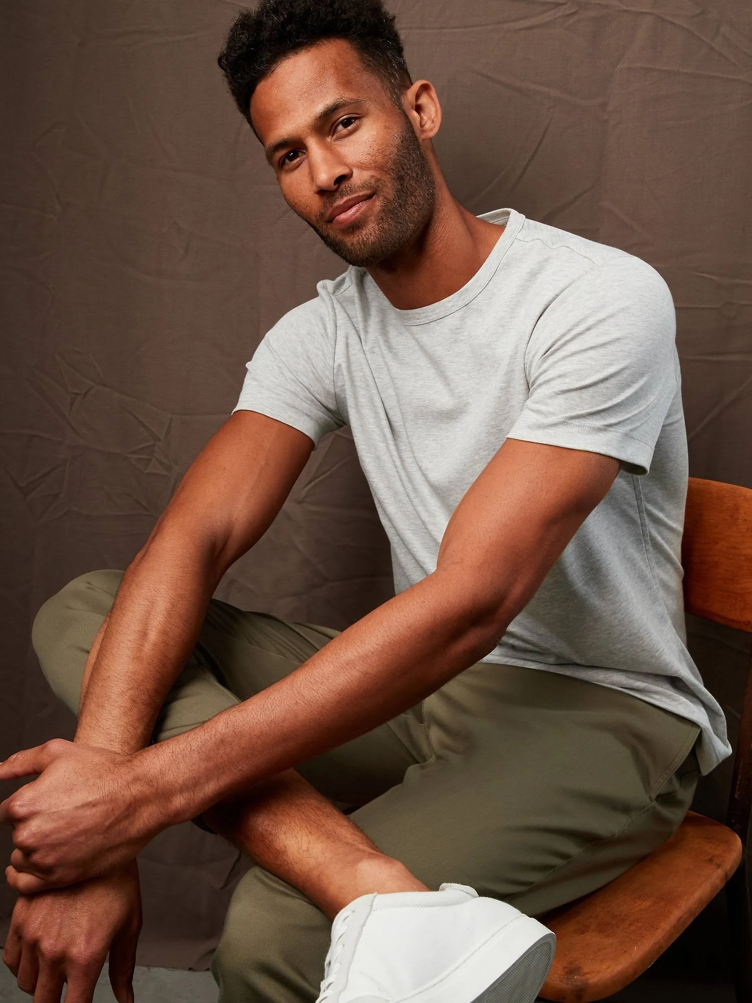 Banana Republic Men's Luxury Touch Performance T-Shirt Light Gray Size XXL