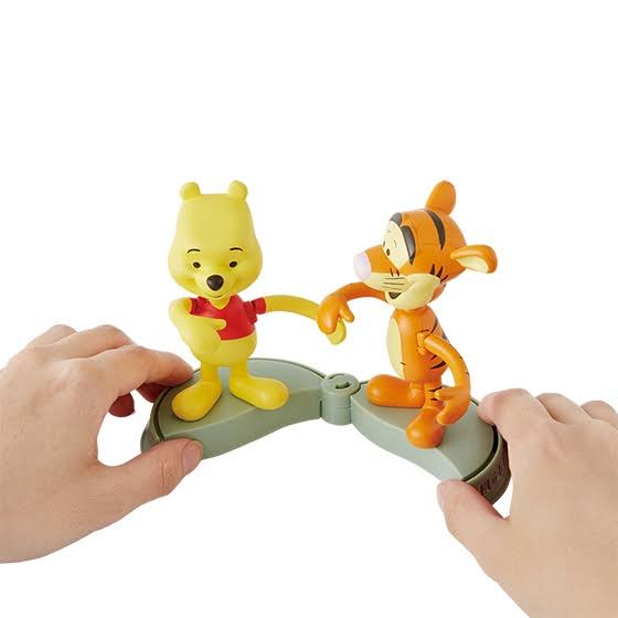 Hug and Happy - Winnie The Pooh, Tigger