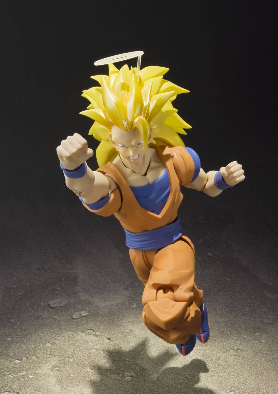 Dragon Ball Z: Super Saiyan 3 Son Goku S.H.Figuarts Action Figure