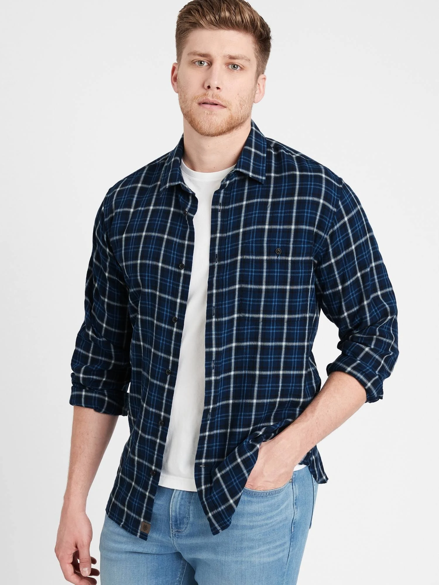 Banana Republic Men's Untucked Slim-Fit Crinkle Flannel Shirt Navy Plaid Size M