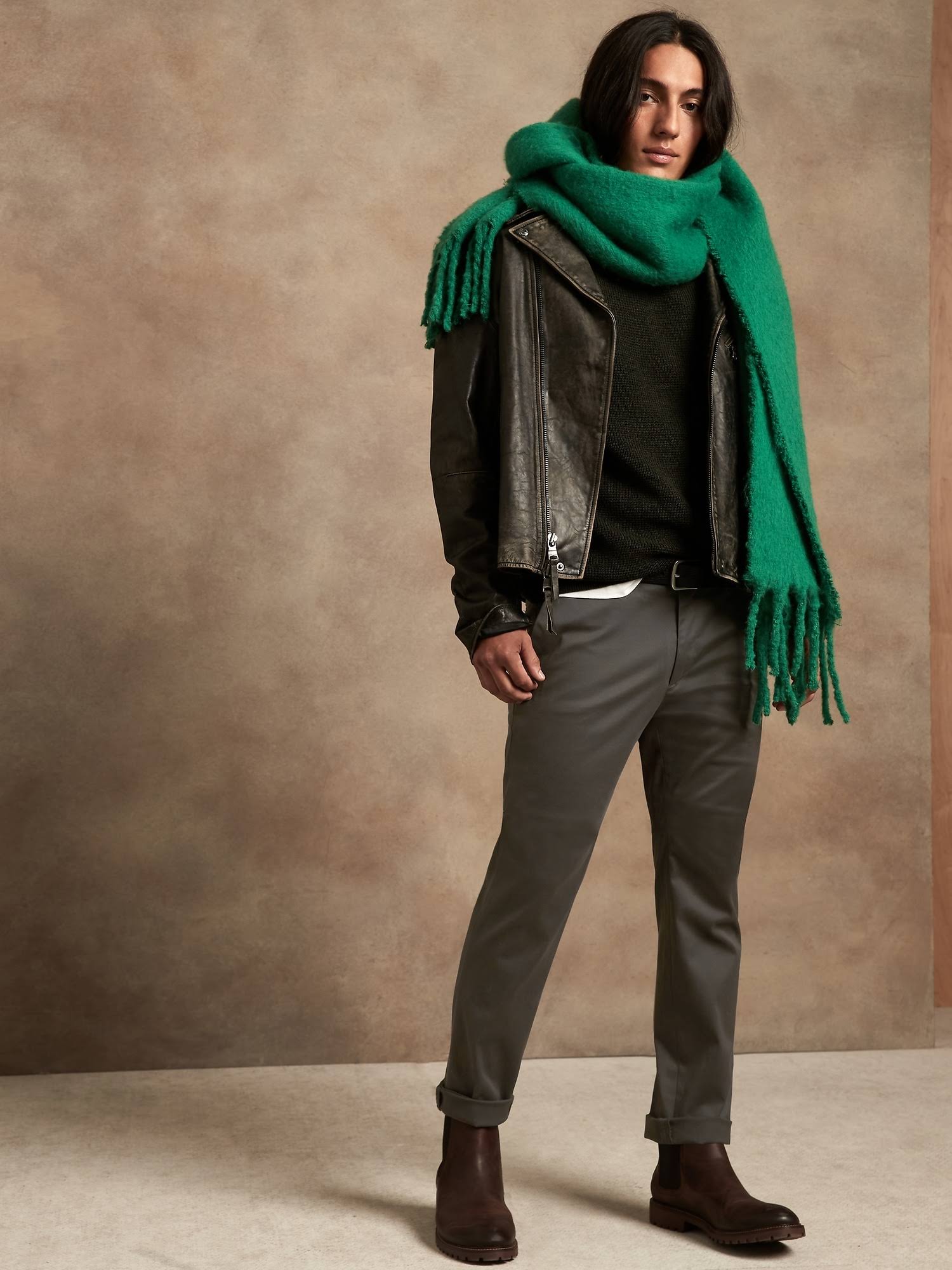 Banana Republic Men's Straight Rapid Movement Chino Pant Charcoal Gray Size 30W 32L