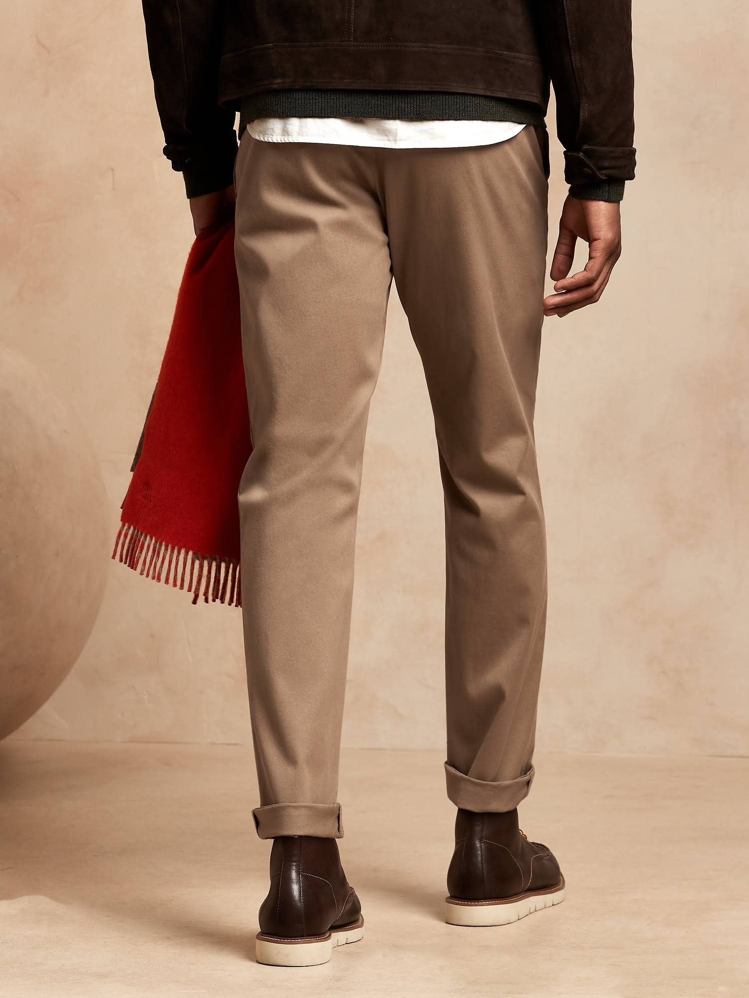 Banana Republic Men's Athletic Tapered Rapid Movement Chino Pant Airforce Khaki Size 35W 34L