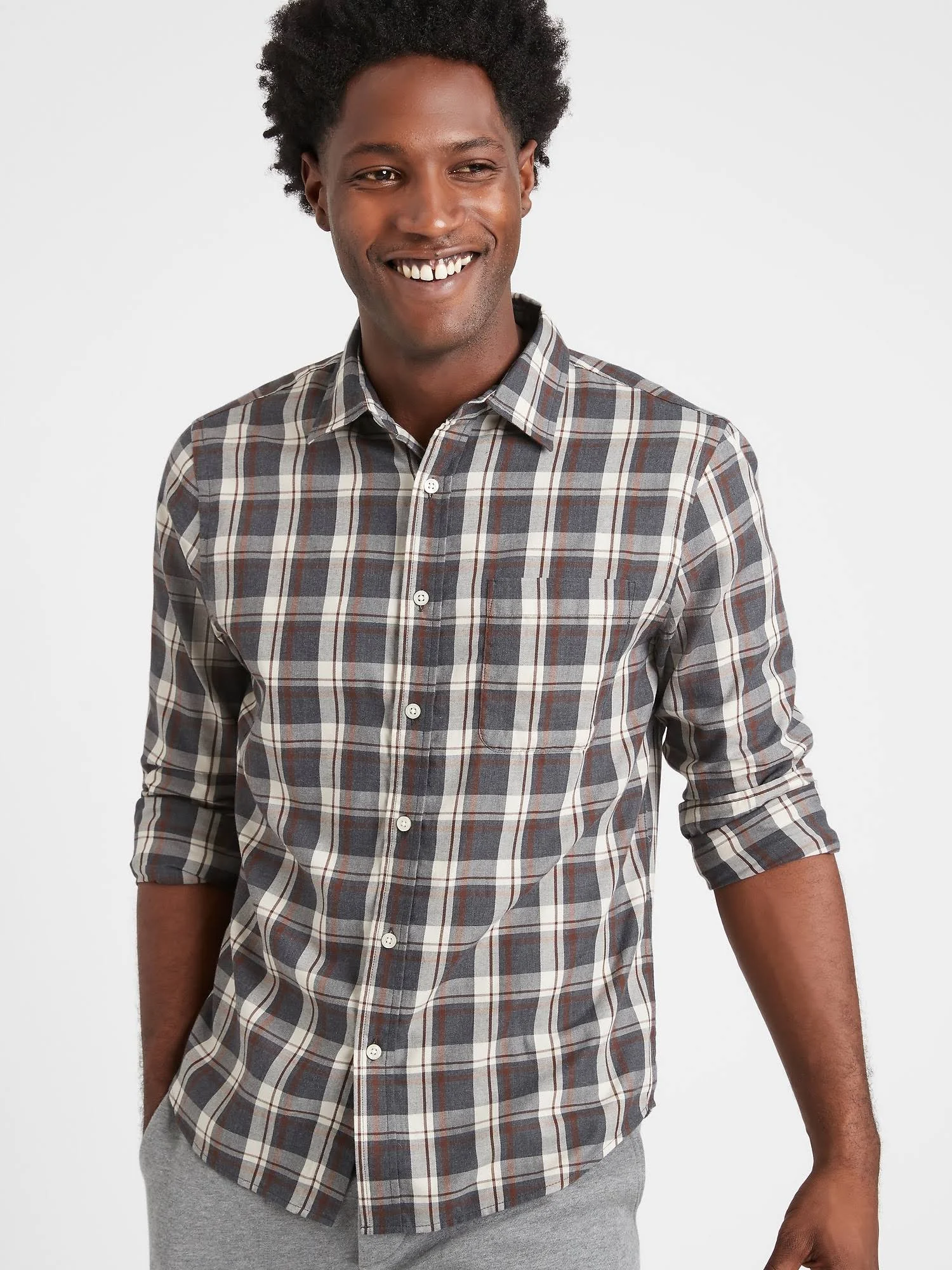 Men's Slim-Fit Untucked Flannel Shirt Rust Brown