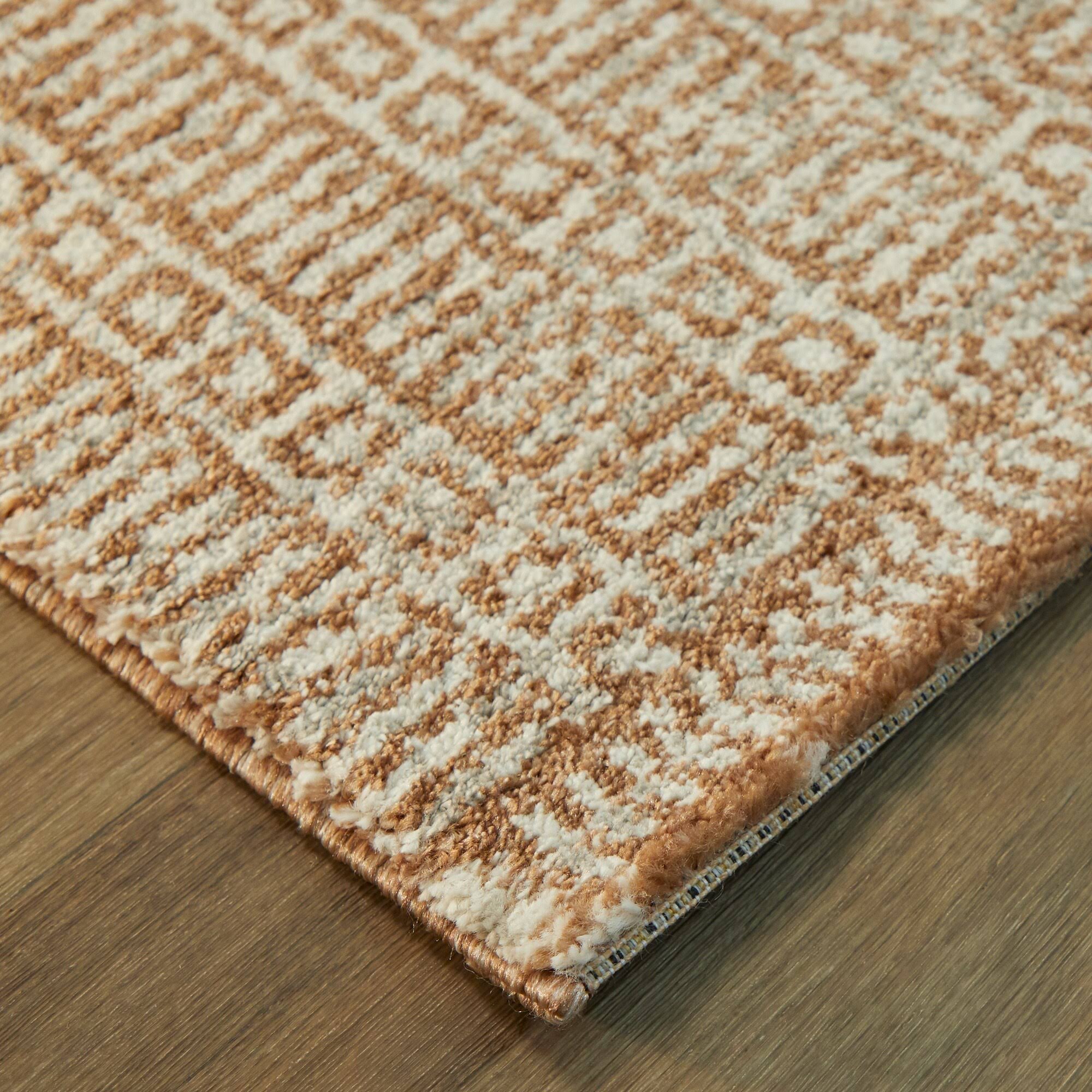 Karsyn Modern Geometric Area Rug - Grey - 5&3x22 x 7&