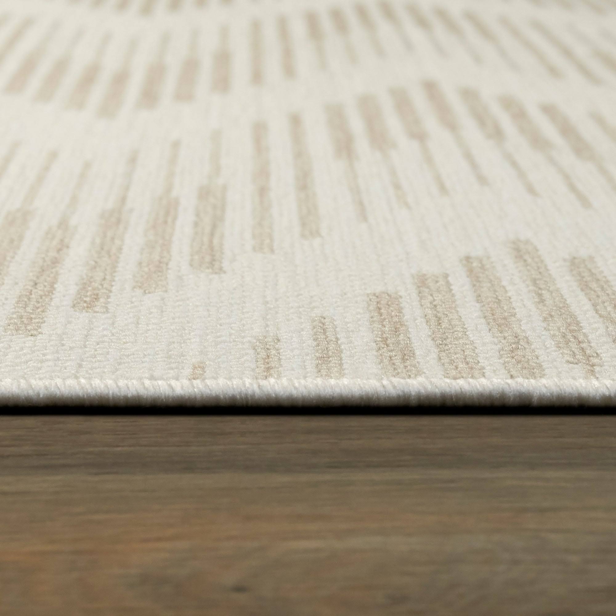 BALTA Coville Beige 5 ft. x 7 ft. Chevron Indoor/Outdoor Area Rug