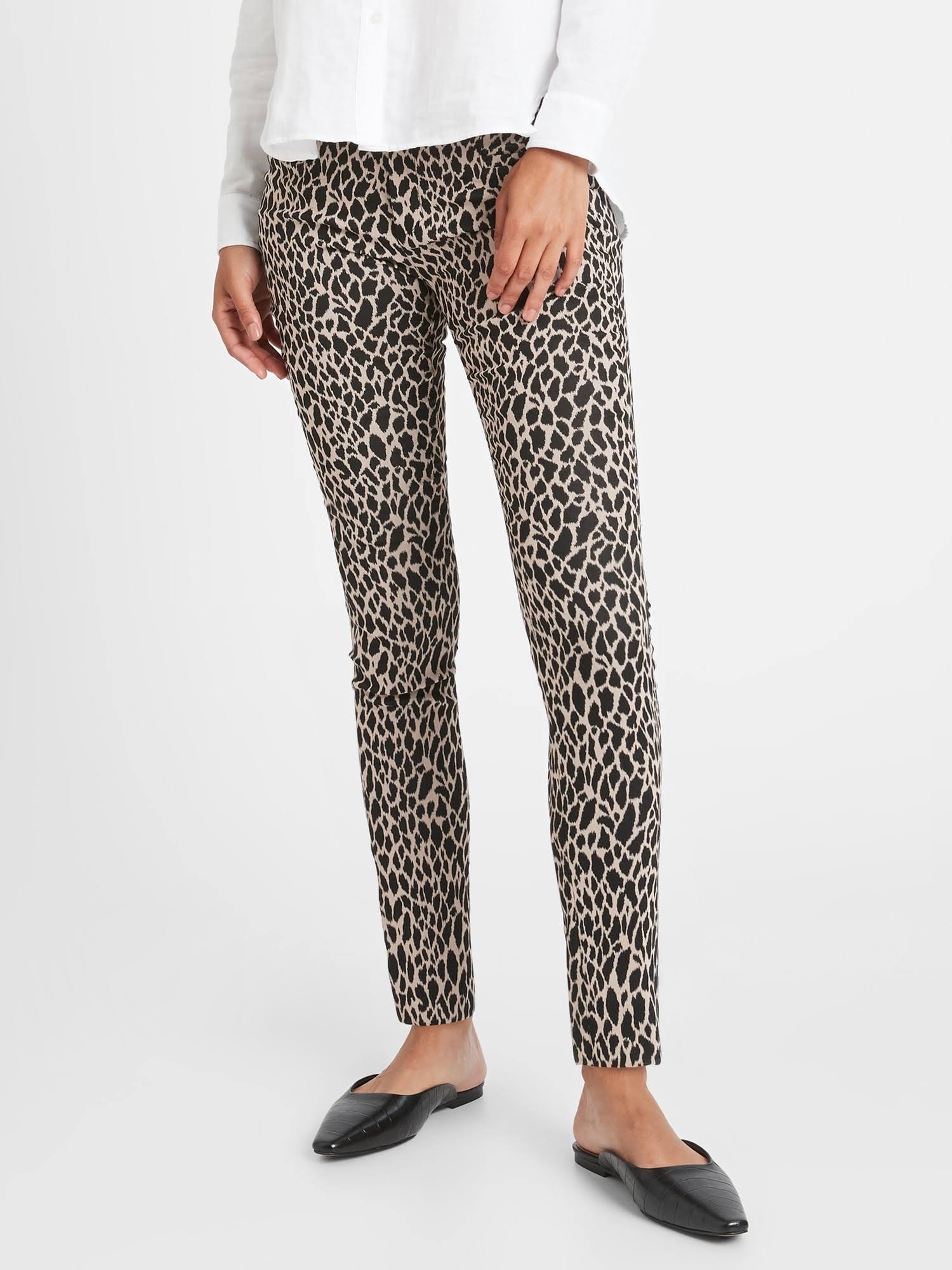 Banana Republic Women's Classic-Skinny Sloan Pant Giraffe Print Size 6 Long