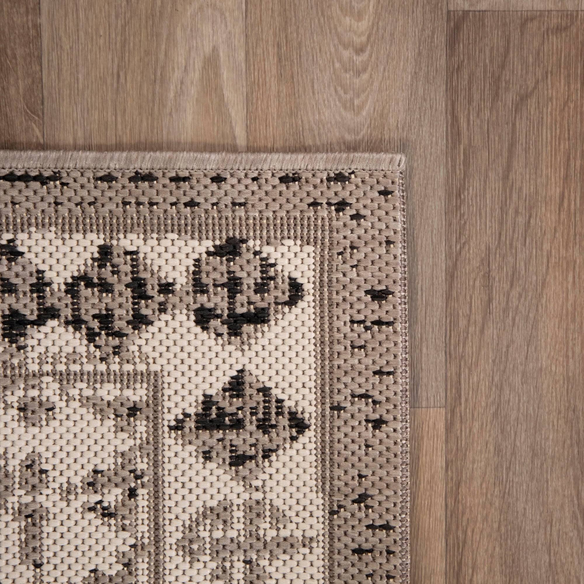 Aztec Stone Beige Indoor/Outdoor Area Rug - 5&3x22 x 7&6x22 - Cream/Beige