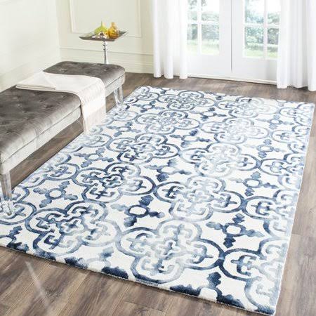 Naples Park Hand-Tufted Wool Ivory/Navy Area Rug Rug Size: Rectangle 6& x 9&