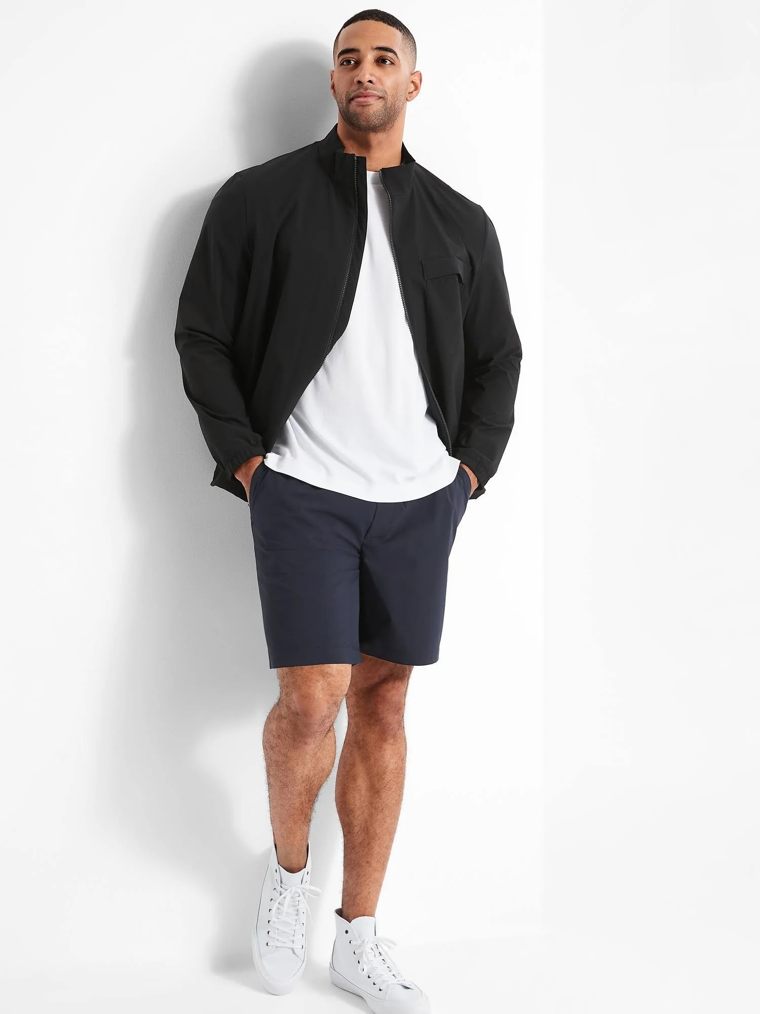 Banana Republic Men's 7x22 Motion Tech Short Navy Size M