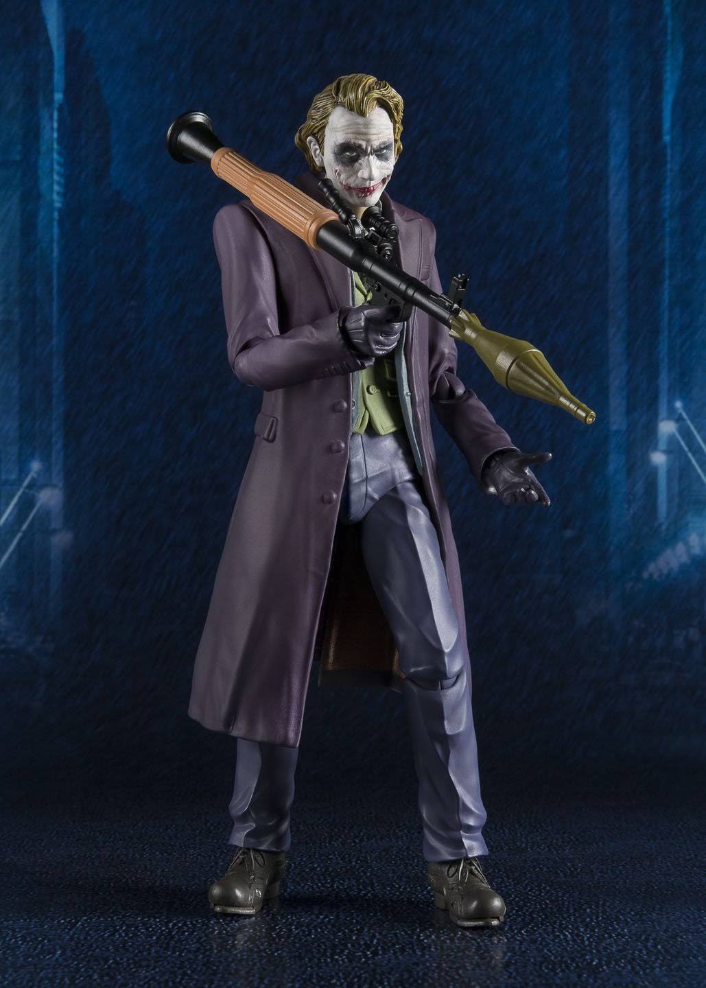 The Dark Knight: Joker S.H. Figuarts Action Figure