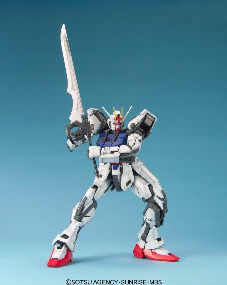 Bandai 142122 HG Gundam Seed Strike Gundam 1/60 Scale Kit