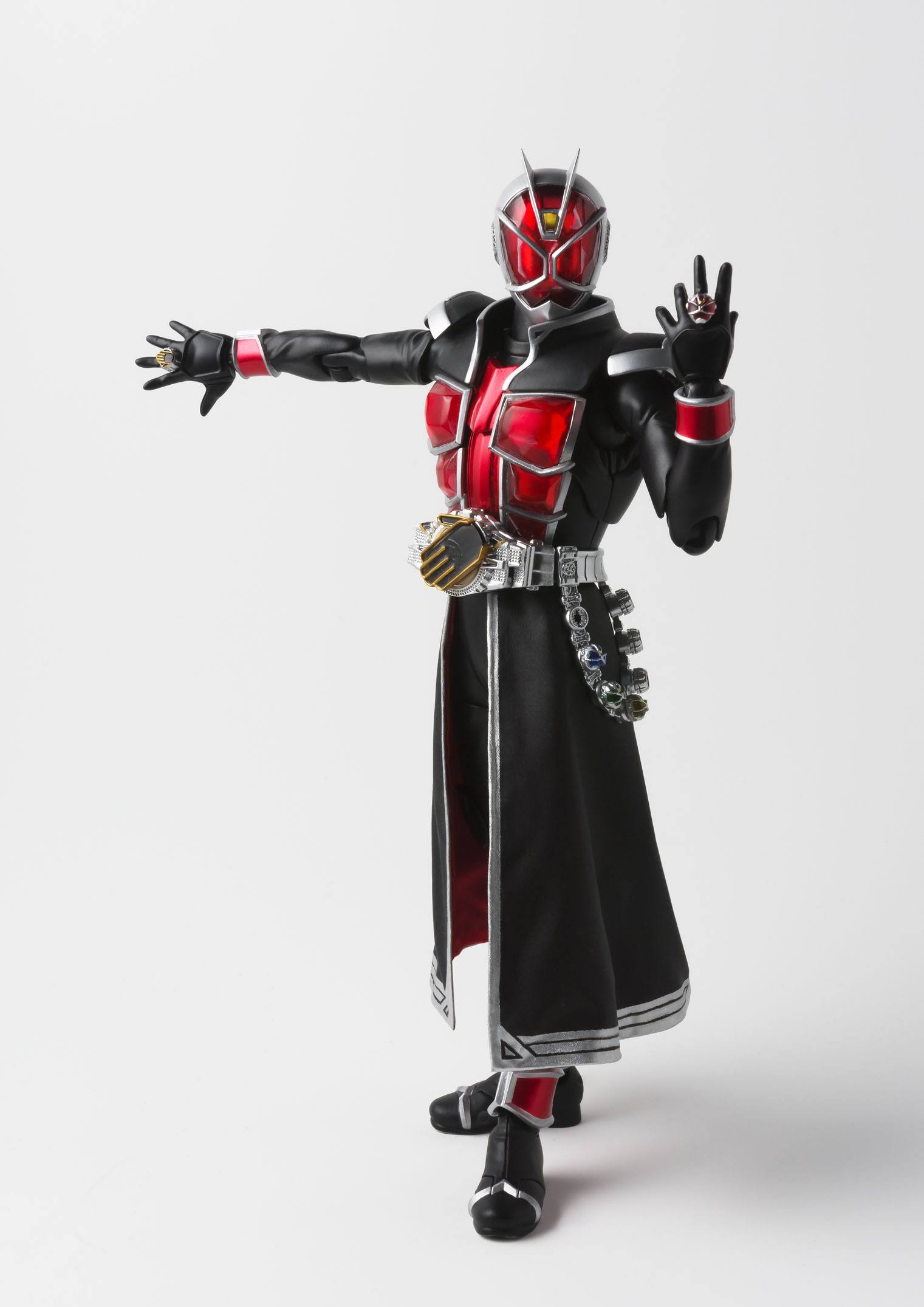 Kamen Rider Wizard Flame Style S.H.Figuarts (Shinkocchou Seihou)