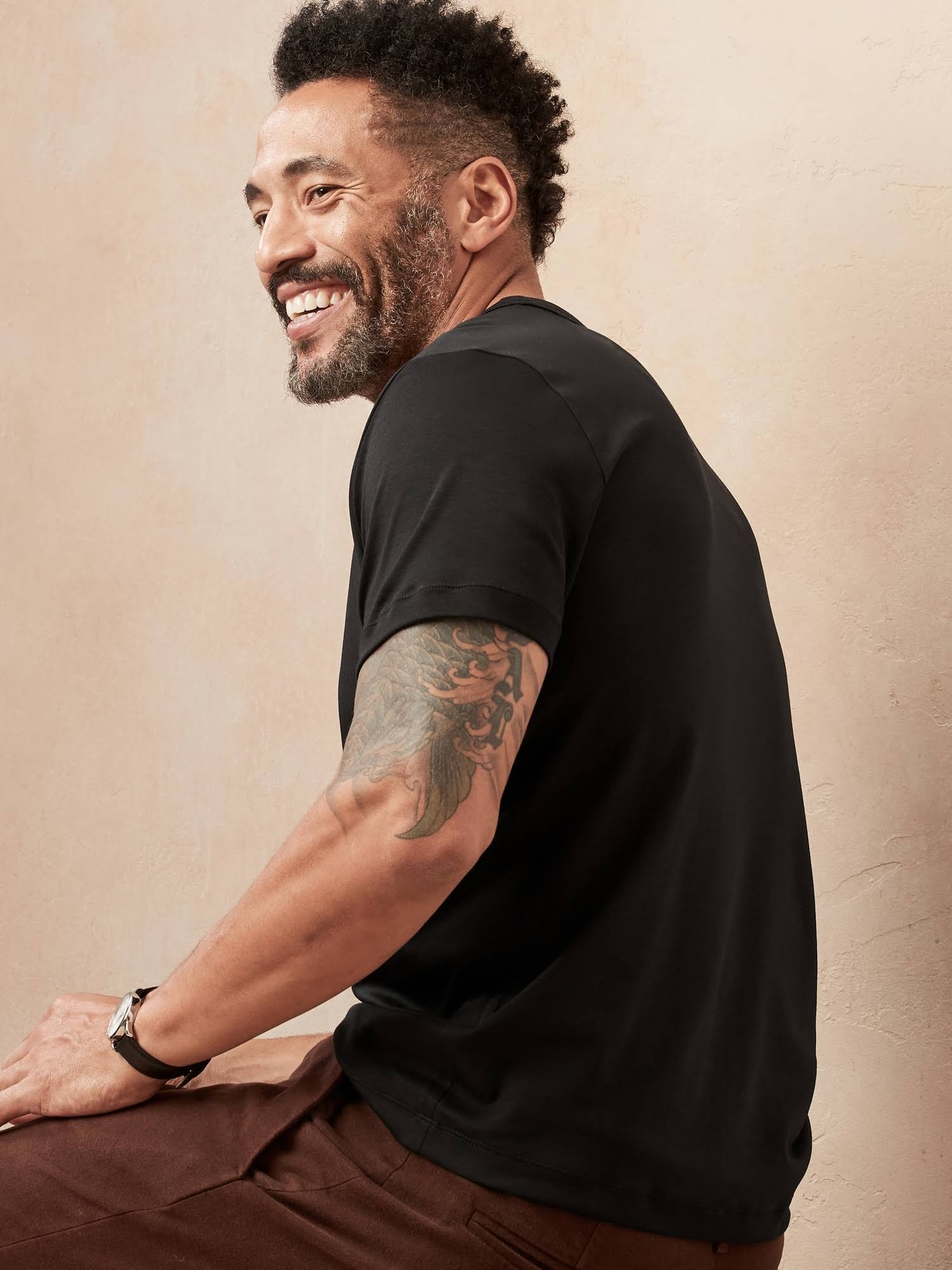 Banana Republic Men's Luxury Touch Performance T-Shirt Black Tall Size M