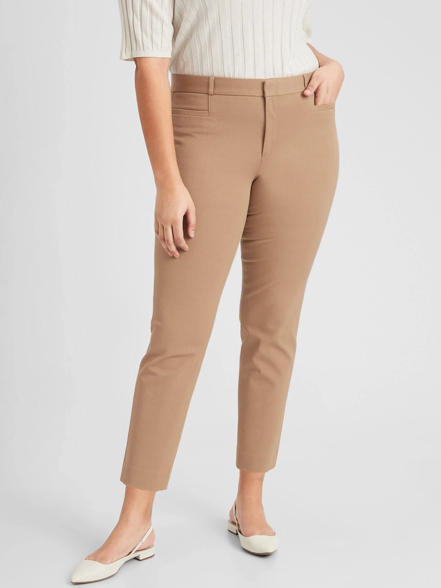 Women's Sloan Slim Ankle Pant Light Toffee